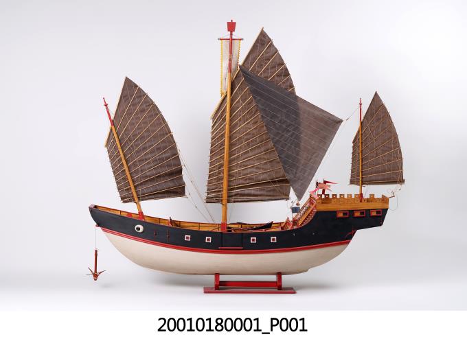 仿鄭成功中軍船模型
