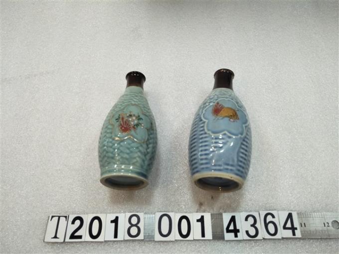 日本國旗退營紀念酒瓶 (共2張)