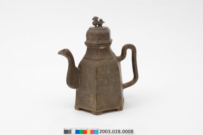 六角獅鈕錫製茶壺- 藏品資料- 國立臺灣歷史博物館典藏網