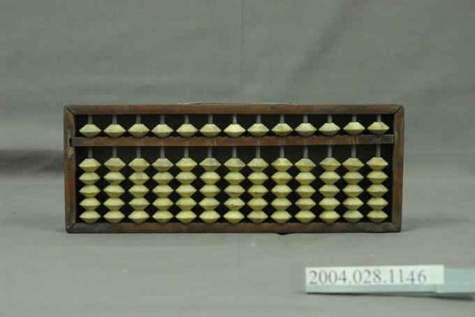 木製臺南字樣13檔白色算珠算盤 (共6張)