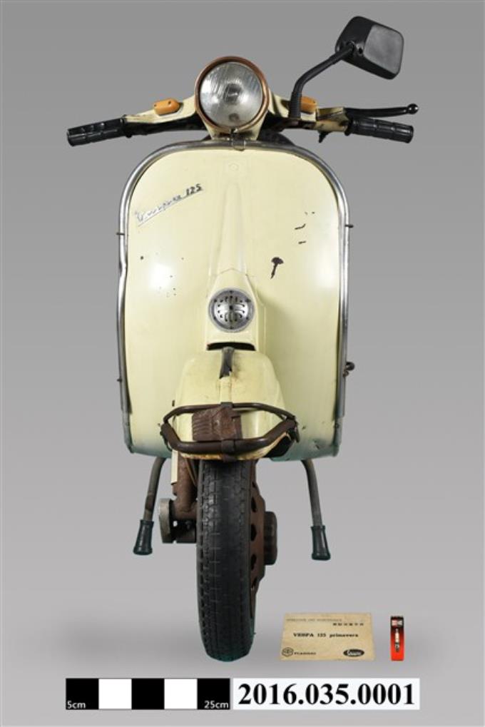 偉士牌VESPA 125 primavera機車 (共3張)