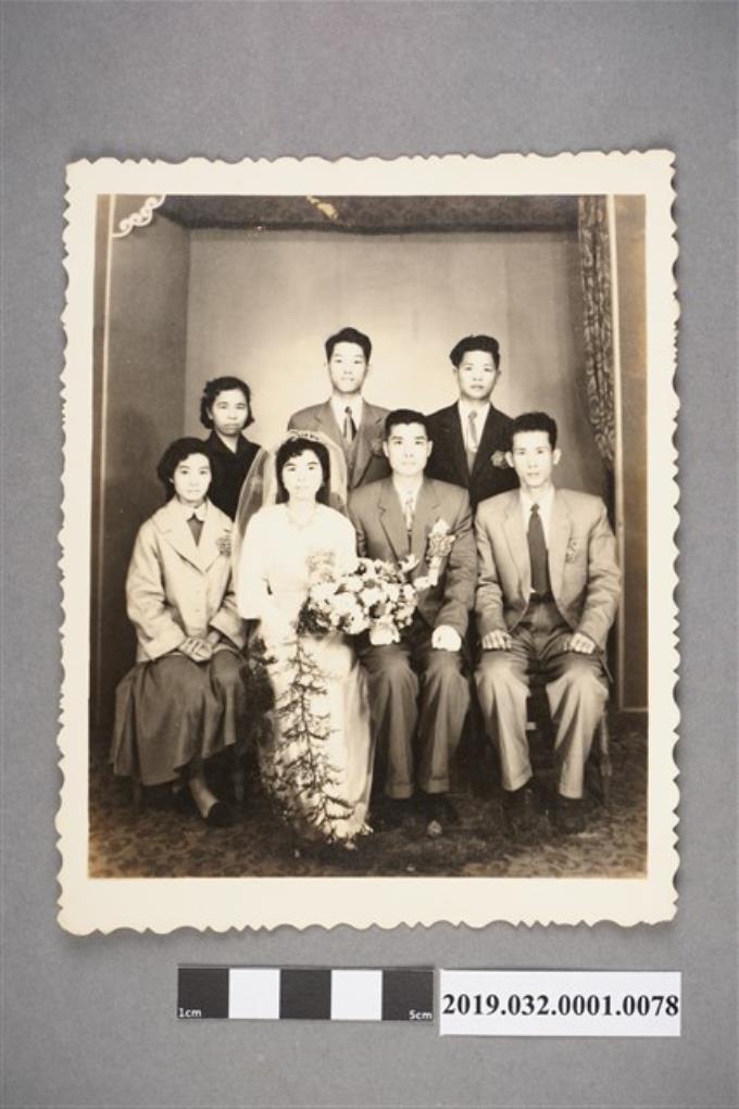 陳吳秀梅女士參加親友的結婚照 (共2張)