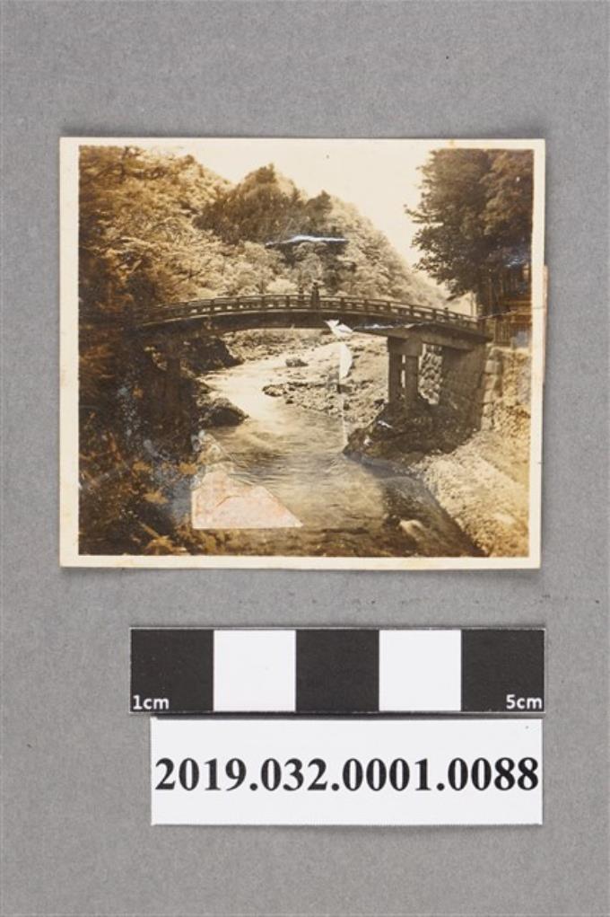 黑白溪與橋風景照 (共2張)