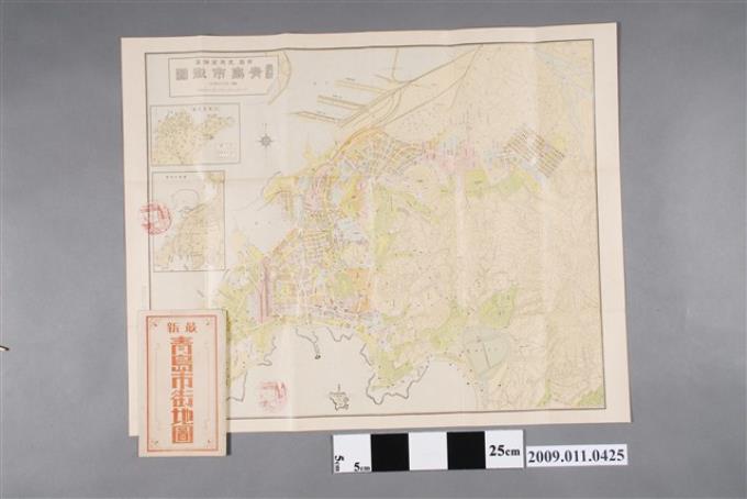 文英堂編纂〈一萬六千八百分一最新青島市街圖〉 (共2張)