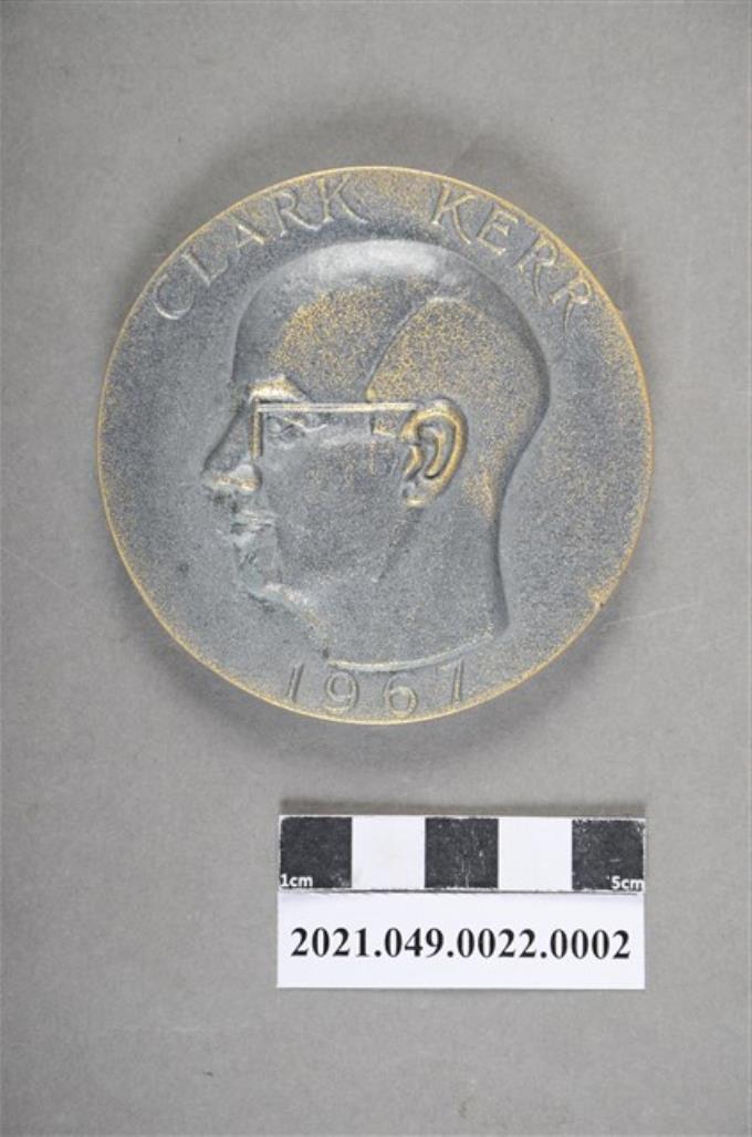 李遠哲1999年克拉克．克爾獎獎章 (共7張)