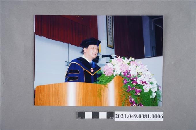 李遠哲2007年大同大學名譽博士相片3 (共2張)