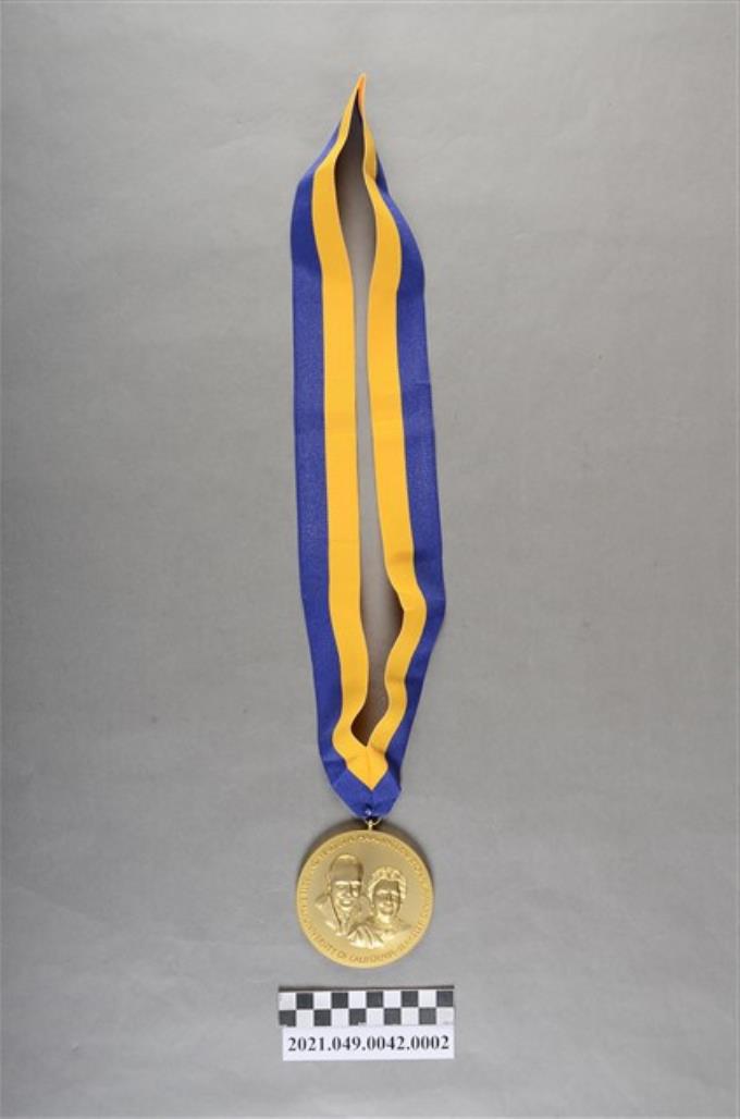李遠哲2011年哈斯國際獎獎章 (共6張)
