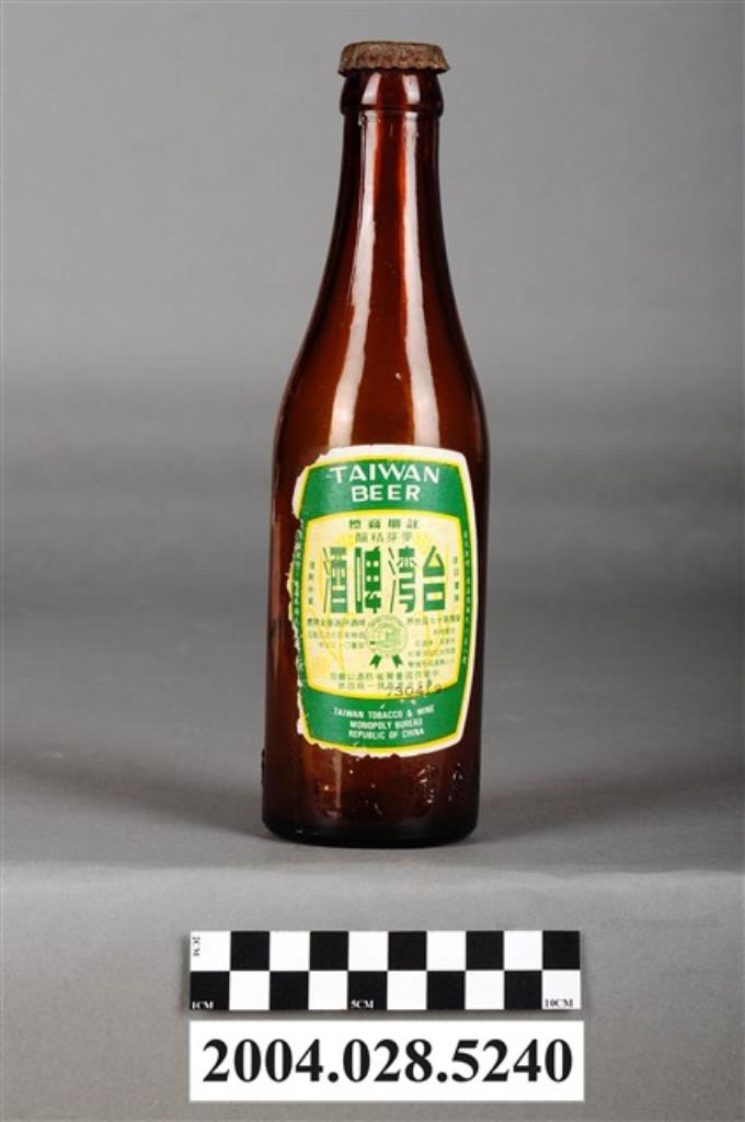 菸酒公賣局發行臺灣啤酒玻璃瓶 (共8張)