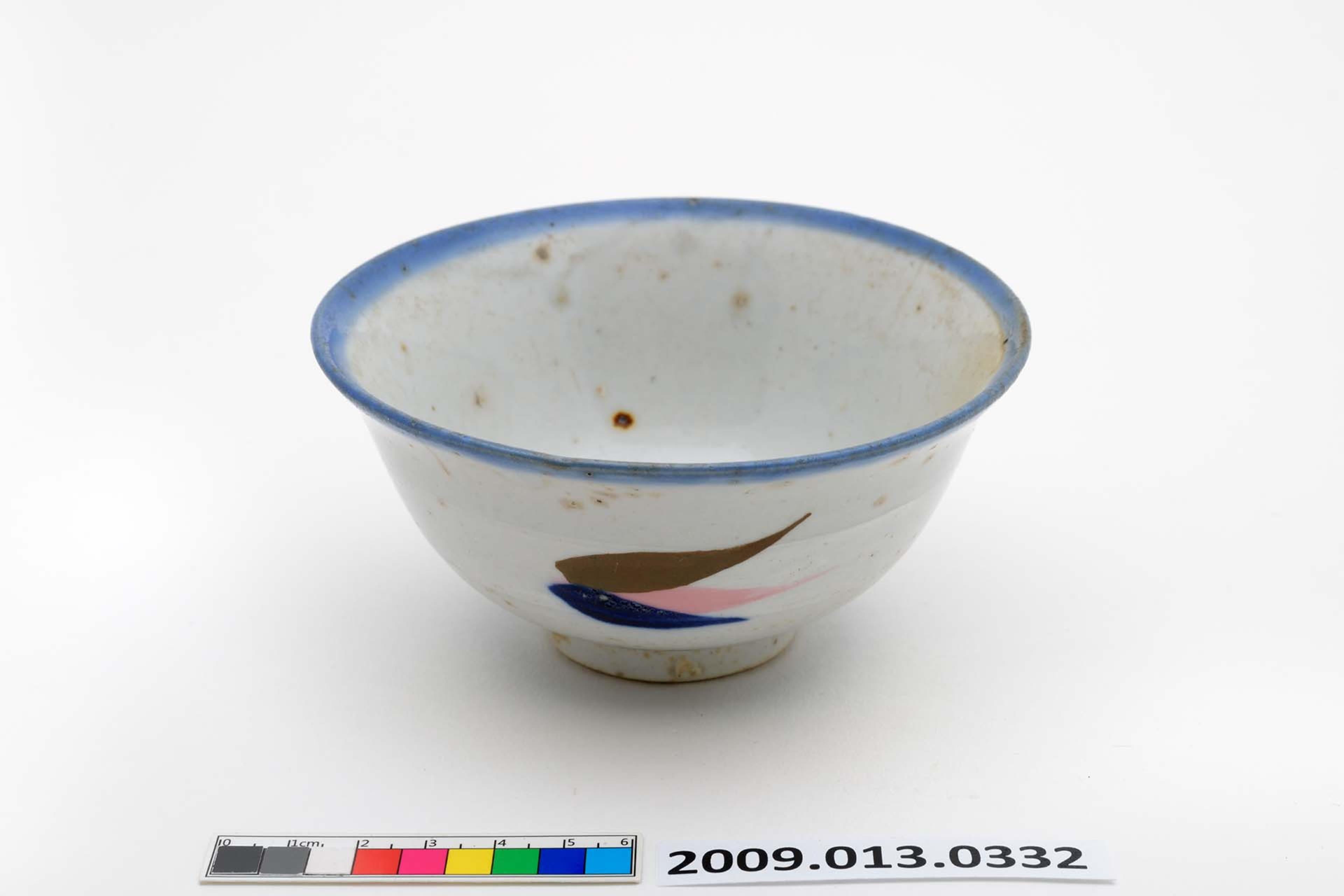 彩繪葉紋碗 (共2張)