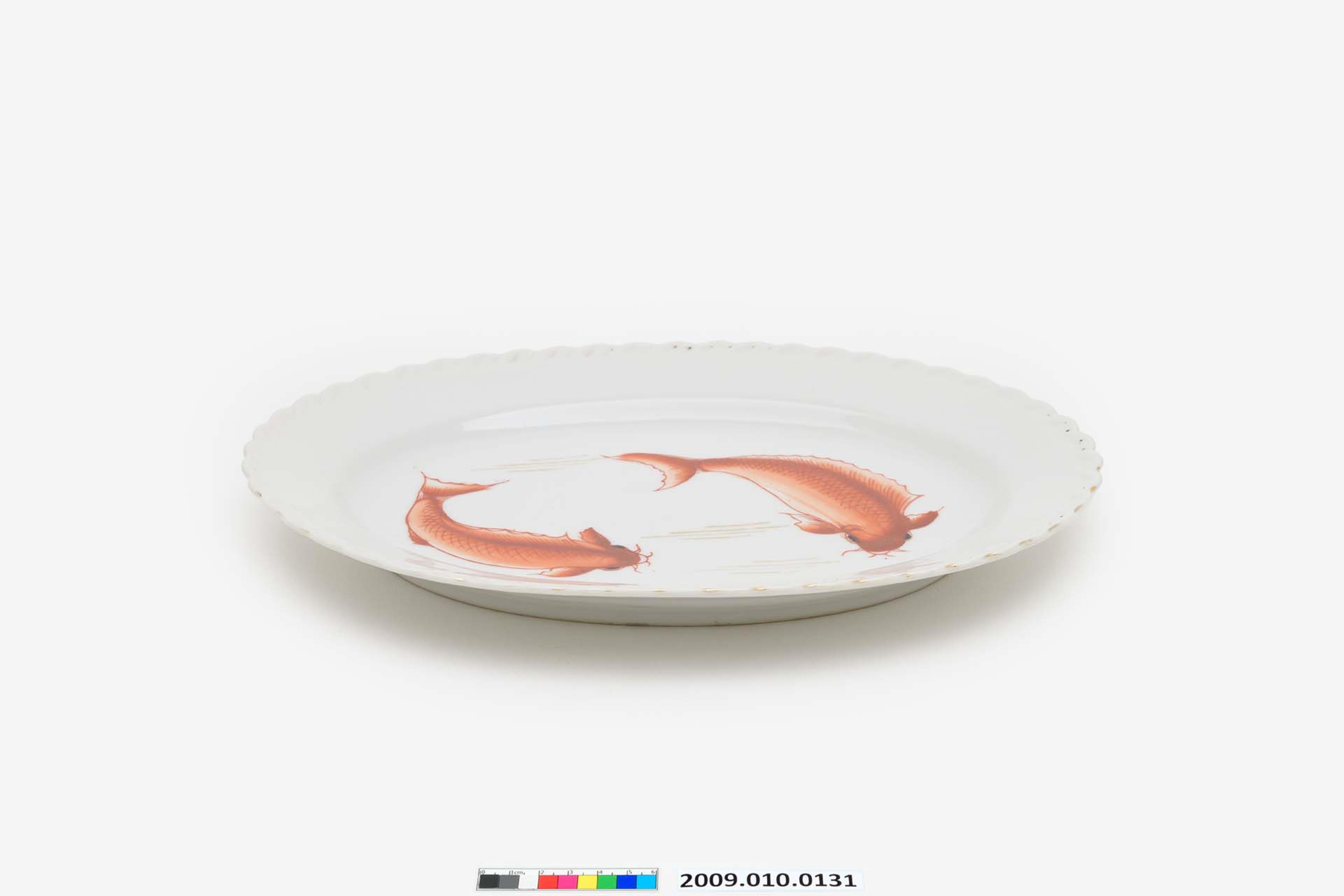 印花赤繪金彩雙魚紋橢圓盤 (共2張)