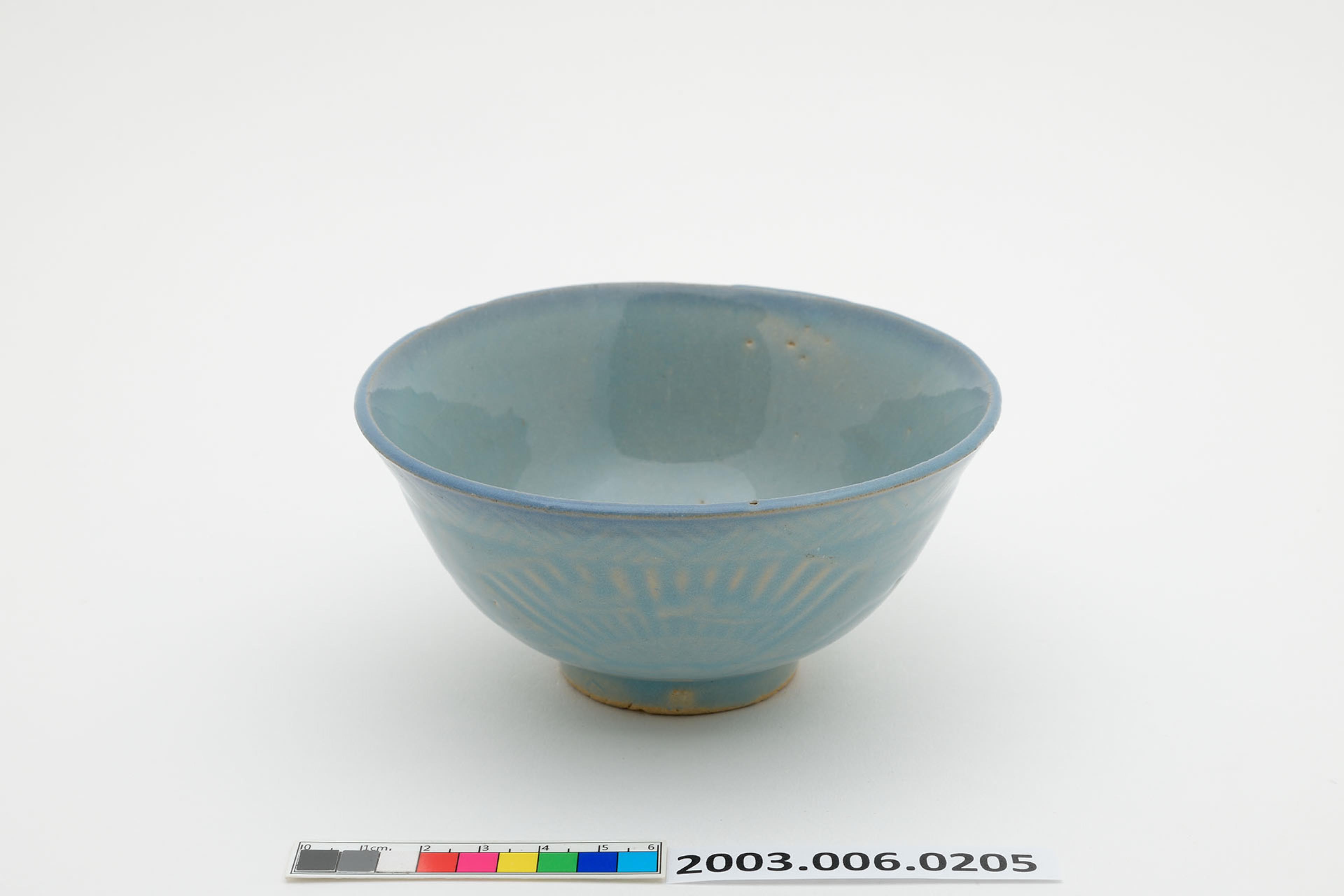 淡藍釉飛鳥紋淡青碗 (共6張)