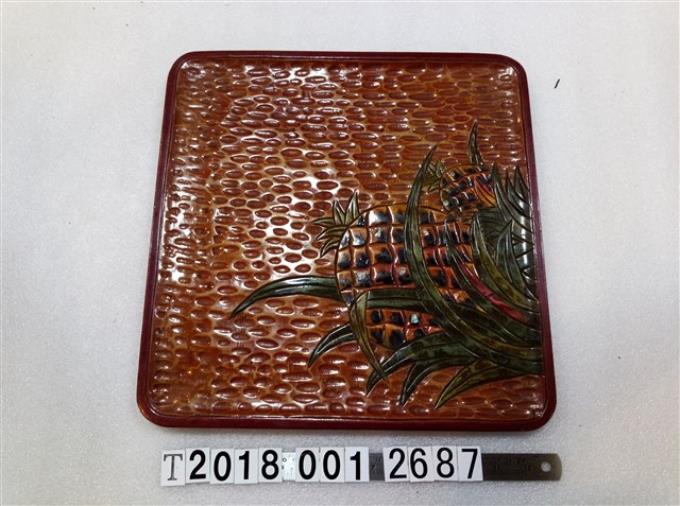 鳳梨紋飾漆器方盤 (共1張)