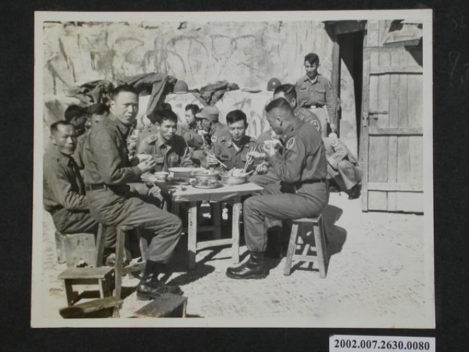彭指揮官與西犬菜圃澳戰士會餐 (共2張)