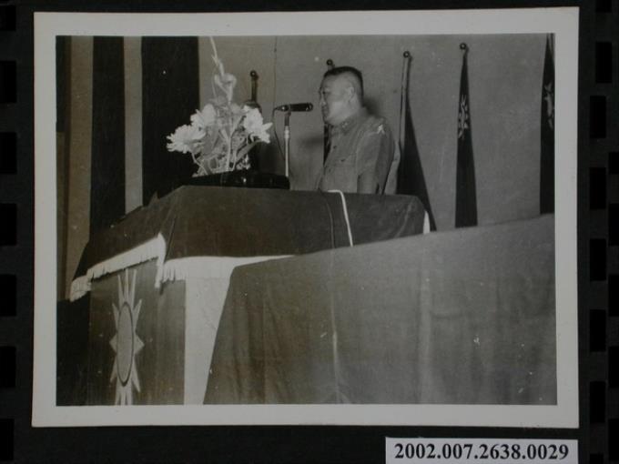 彭指揮官於五十三年第十一屆軍人節慶祝大會上致詞 (共1張)