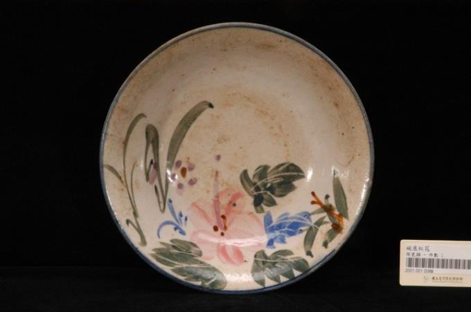 手繪花卉紋折沿碗 (共7張)