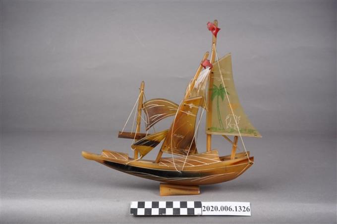 四桅帆舢舨船模型 (共10張)