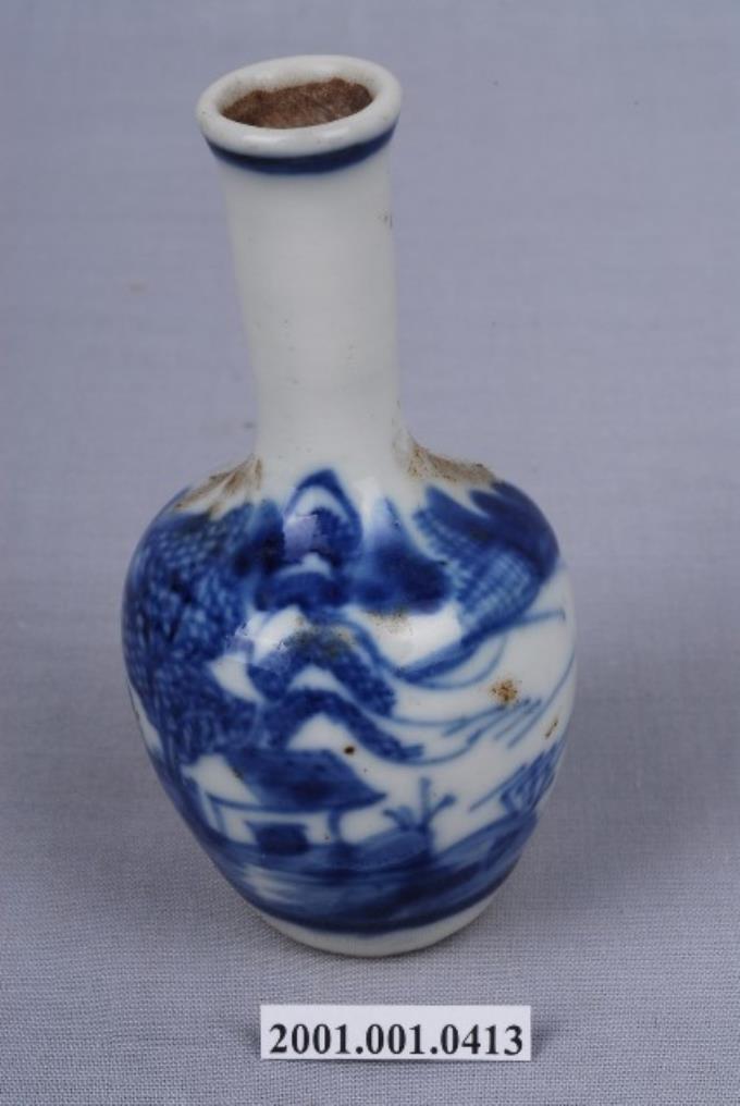 白瓷山水紋長頸瓶 (共3張)