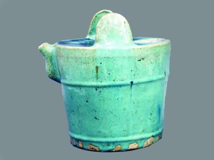 藍釉陶醬油罐罐身 (共2張)
