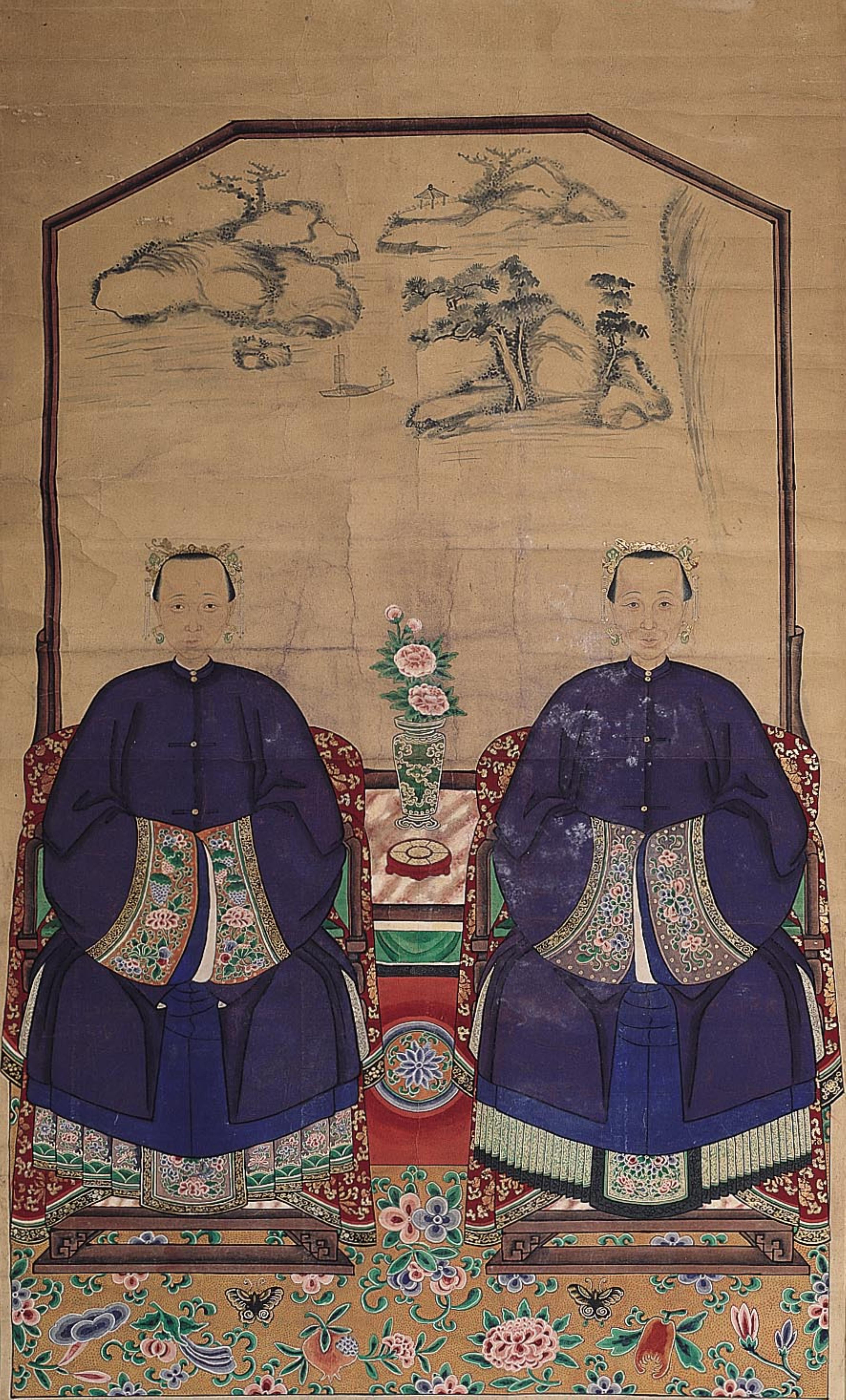 彩繪坐姿雙女祖先畫像 (共1張)
