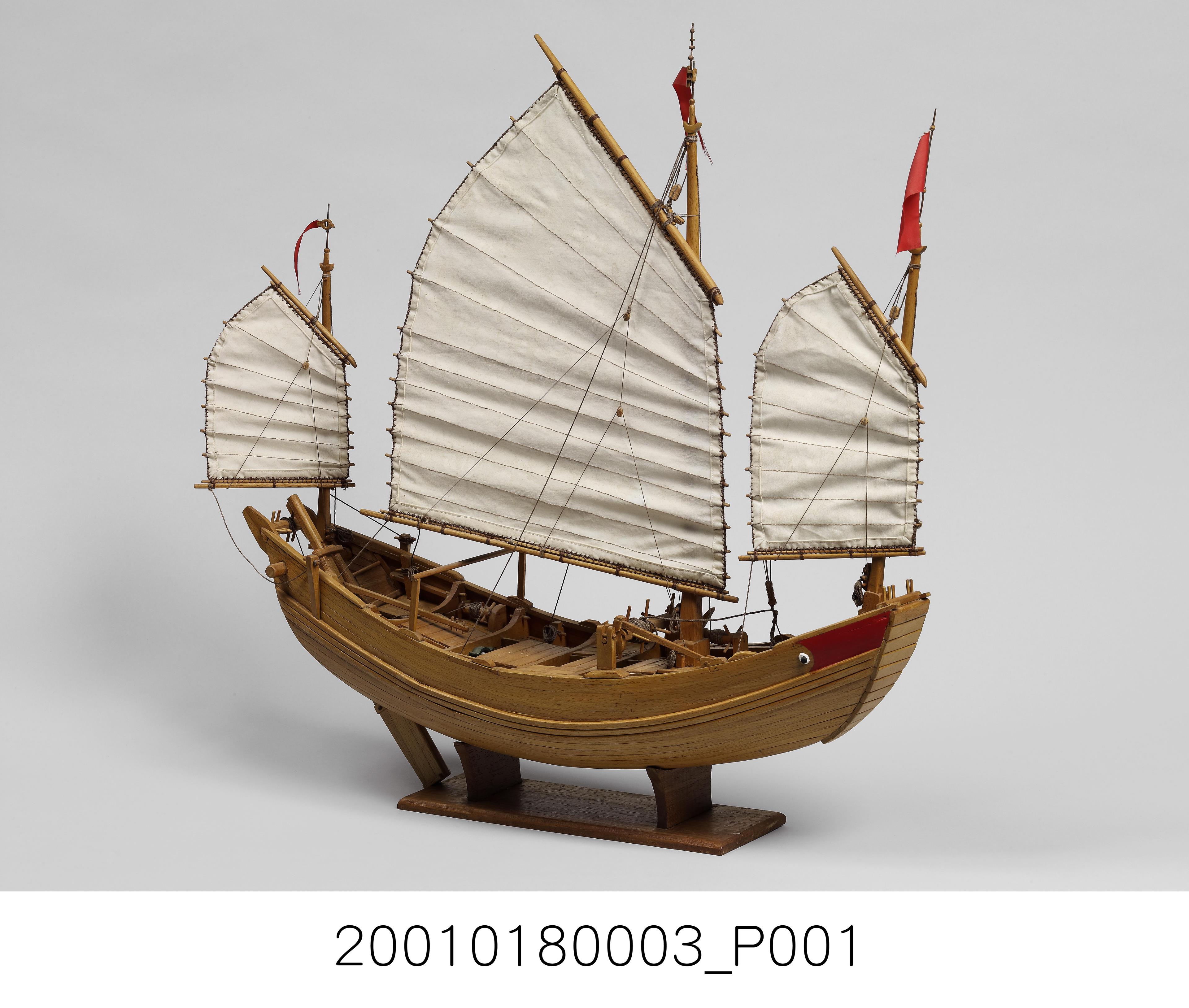 仿戎克船模型 (共1張)