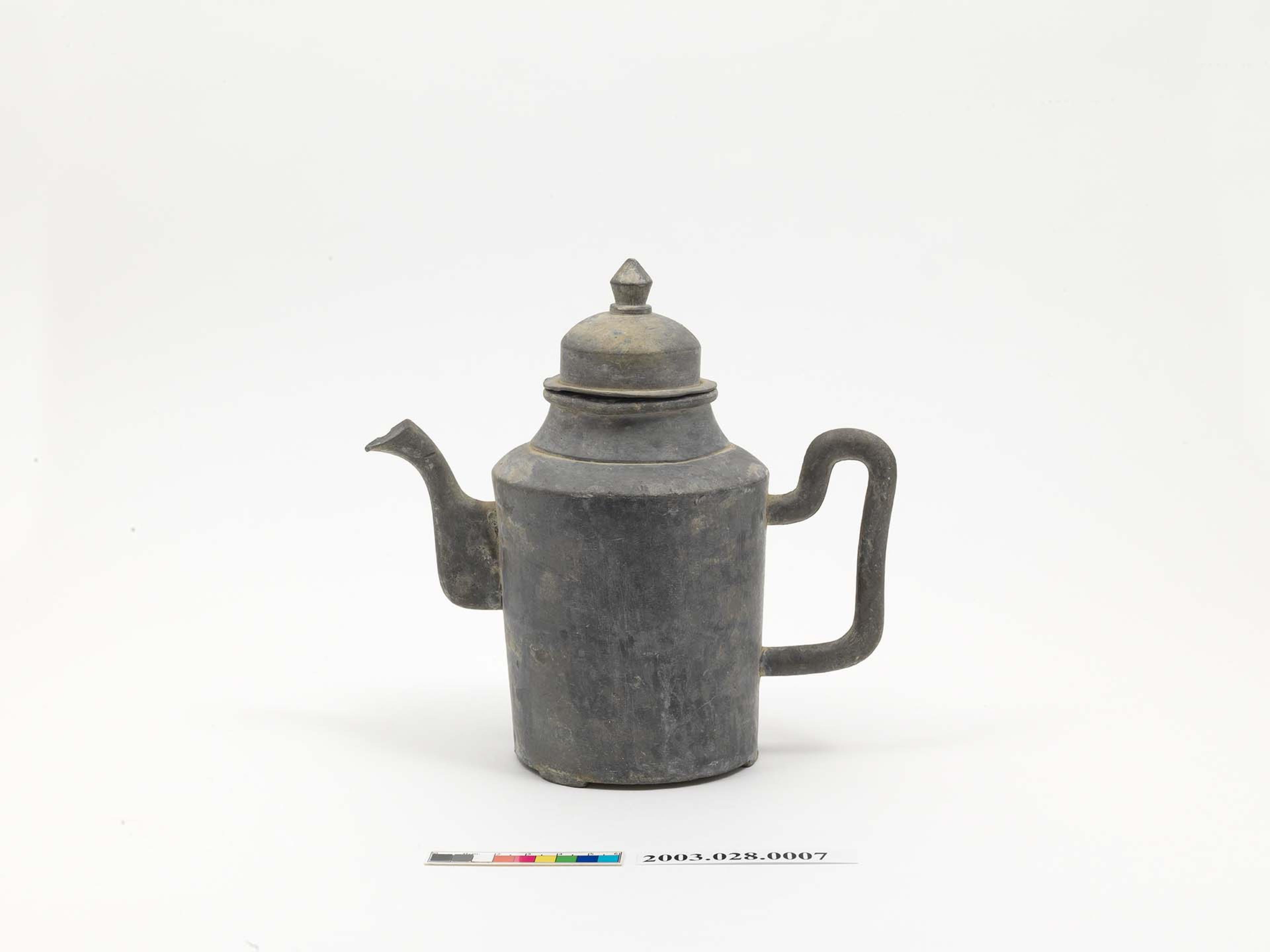錫製茶壺 (共8張)