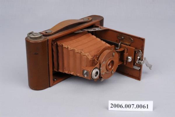 伊士曼柯達彩虹鷹眼2號B型折疊式相機